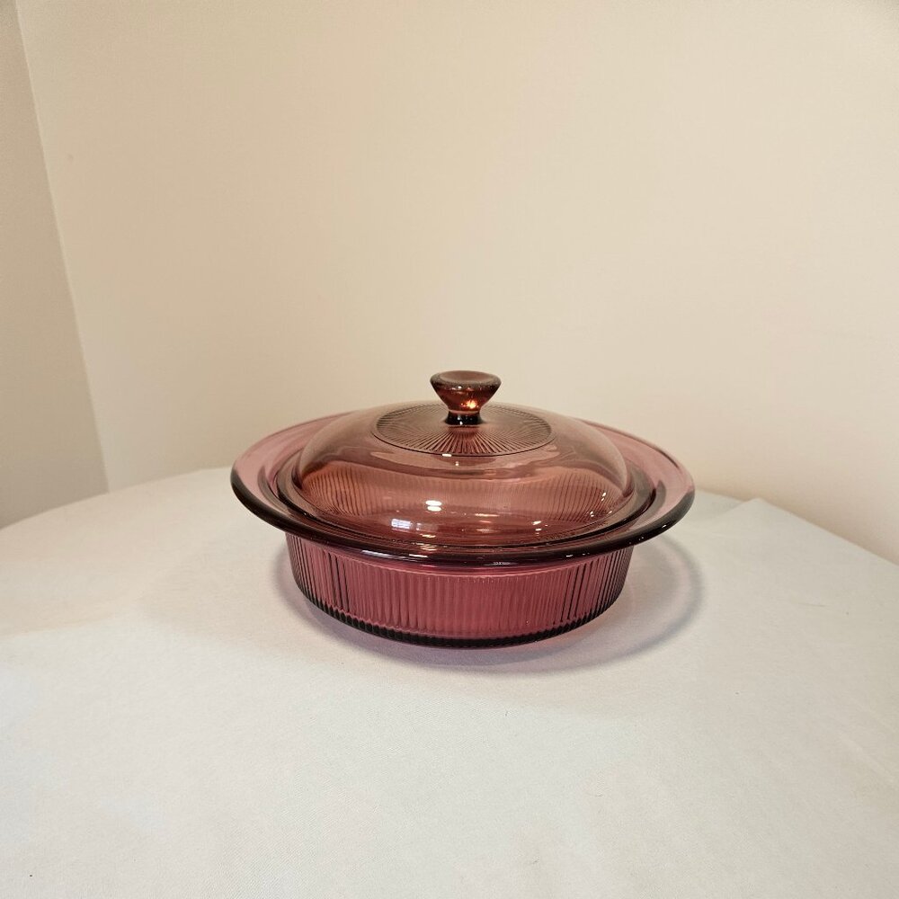 Vintage Corning Ware Visions Cookware in Cranberry, 24 oz V-30-B